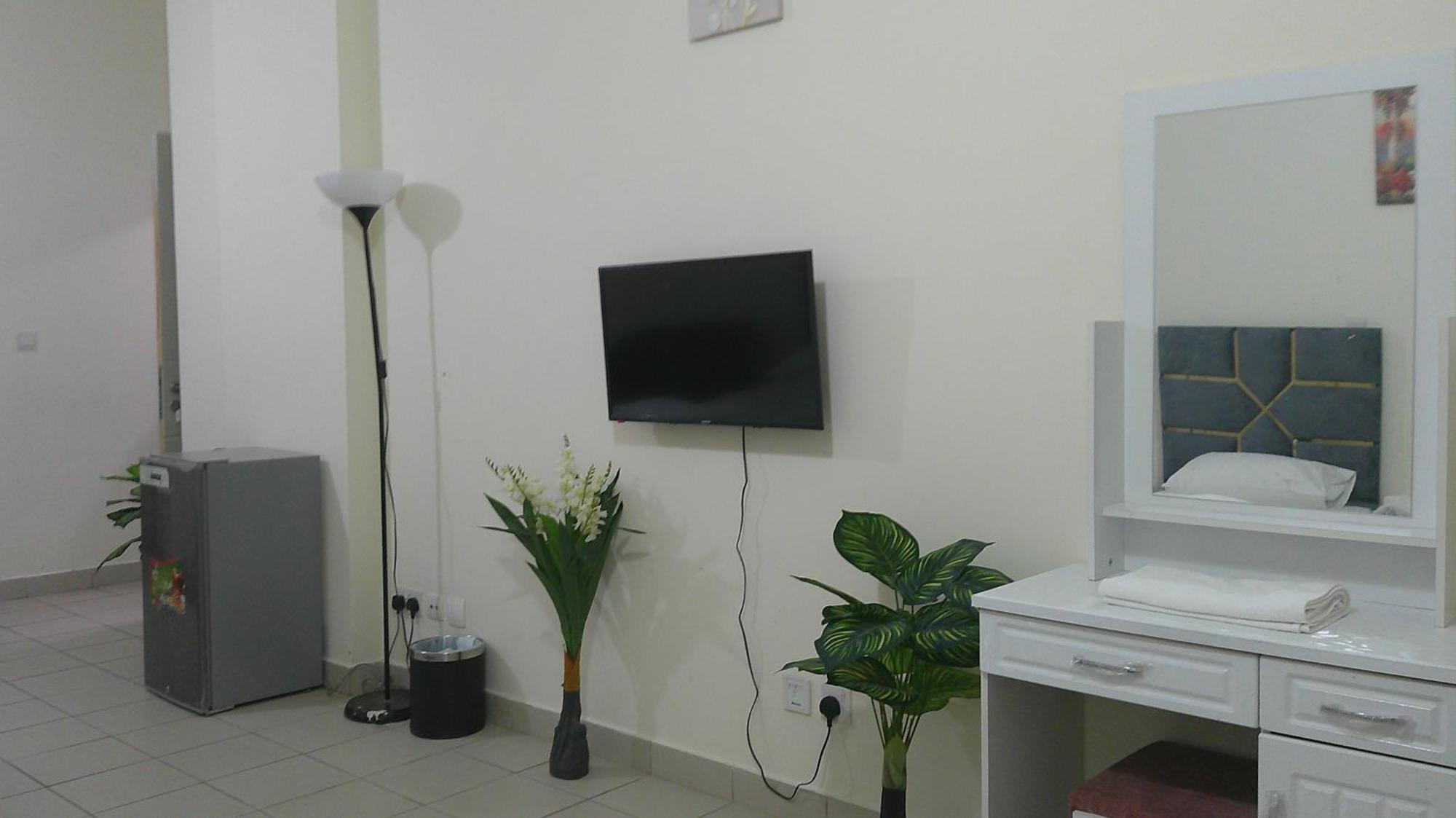 Ruby Star Hostel Dubai F2 Extérieur photo