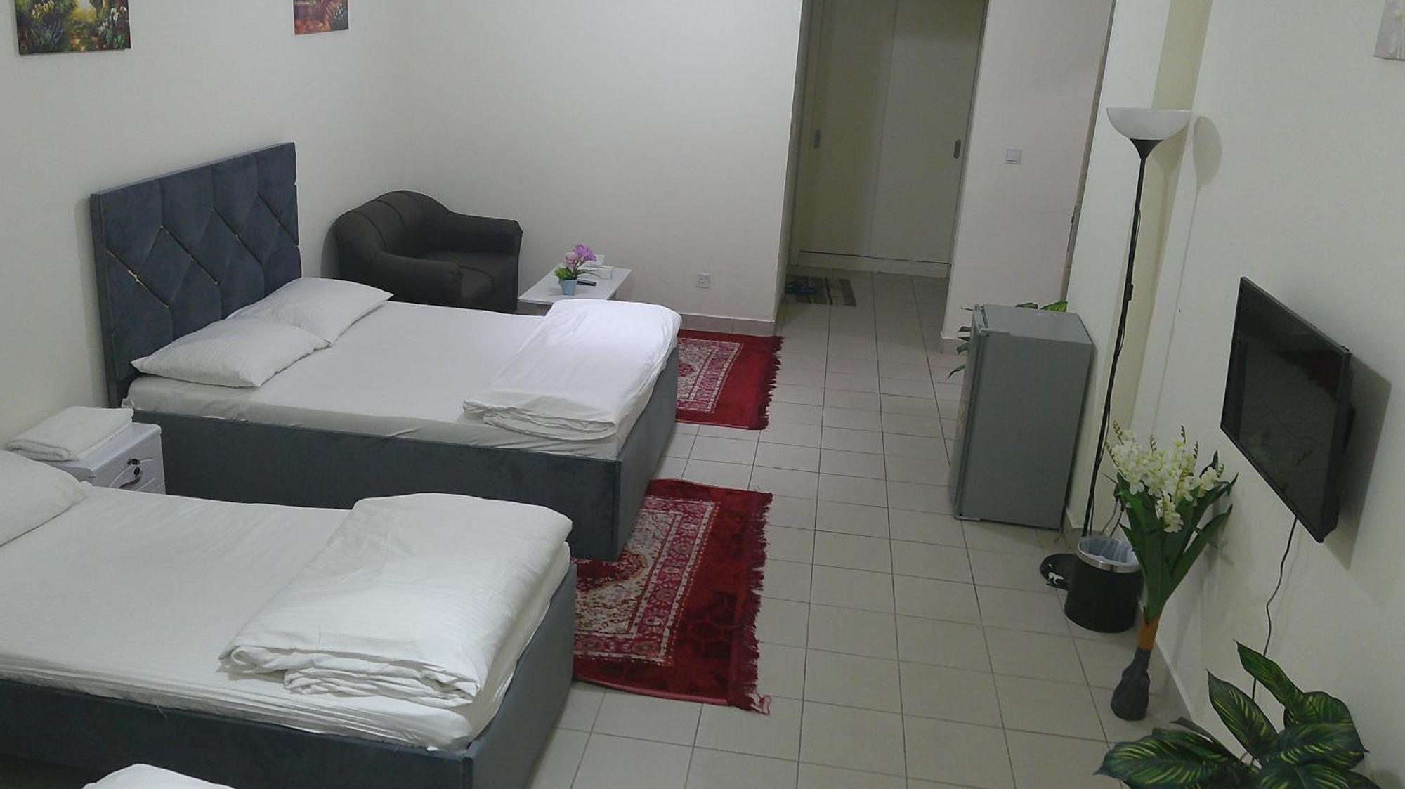 Ruby Star Hostel Dubai F2 Extérieur photo