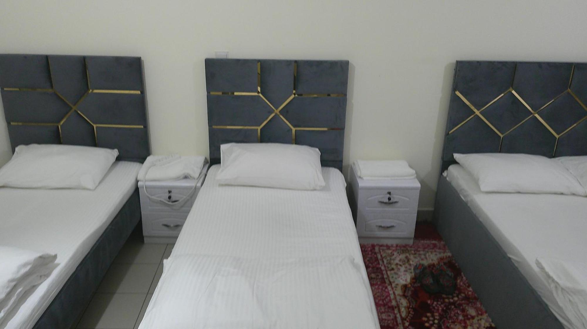 Ruby Star Hostel Dubai F2 Extérieur photo