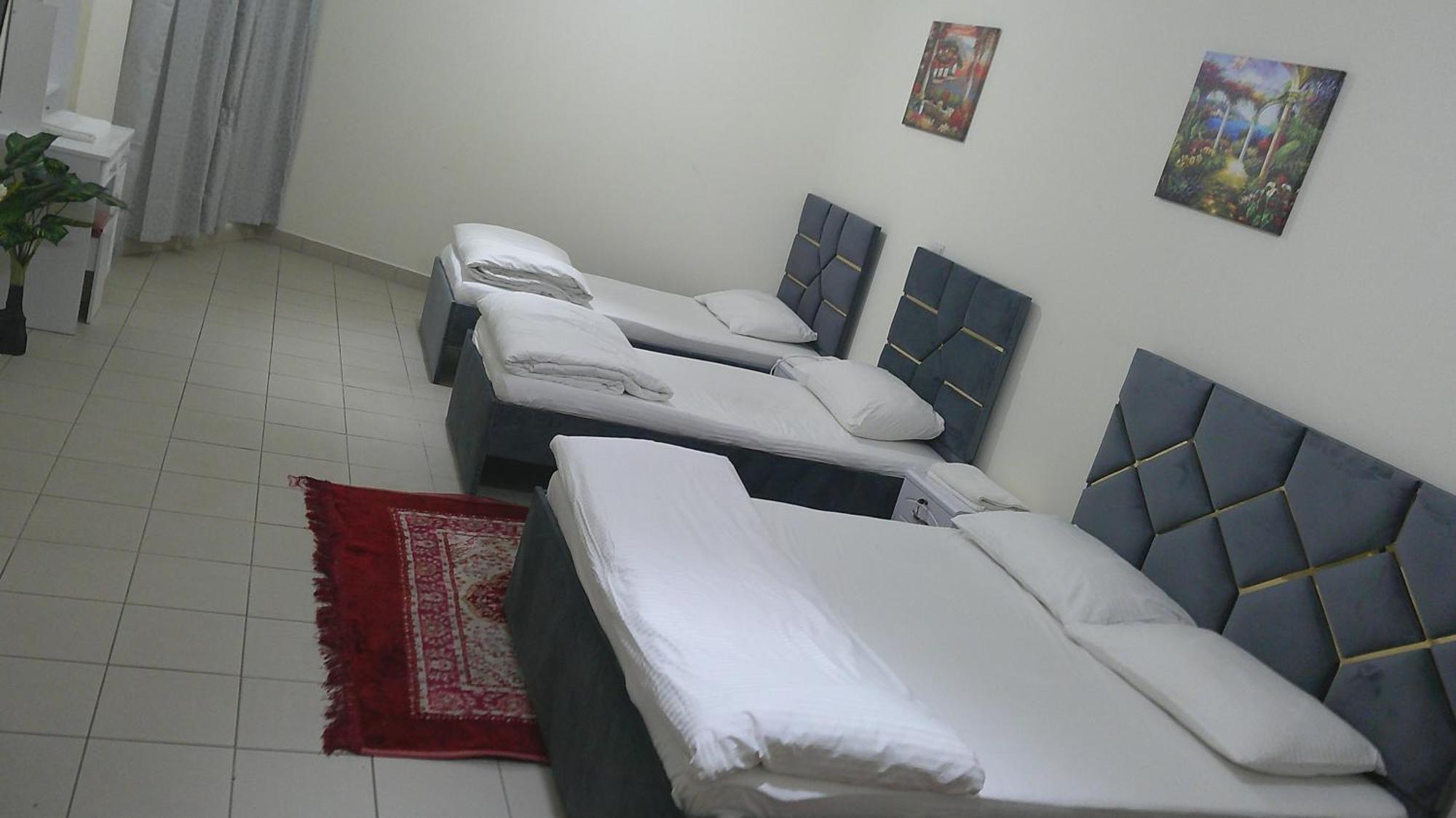 Ruby Star Hostel Dubai F2 Extérieur photo