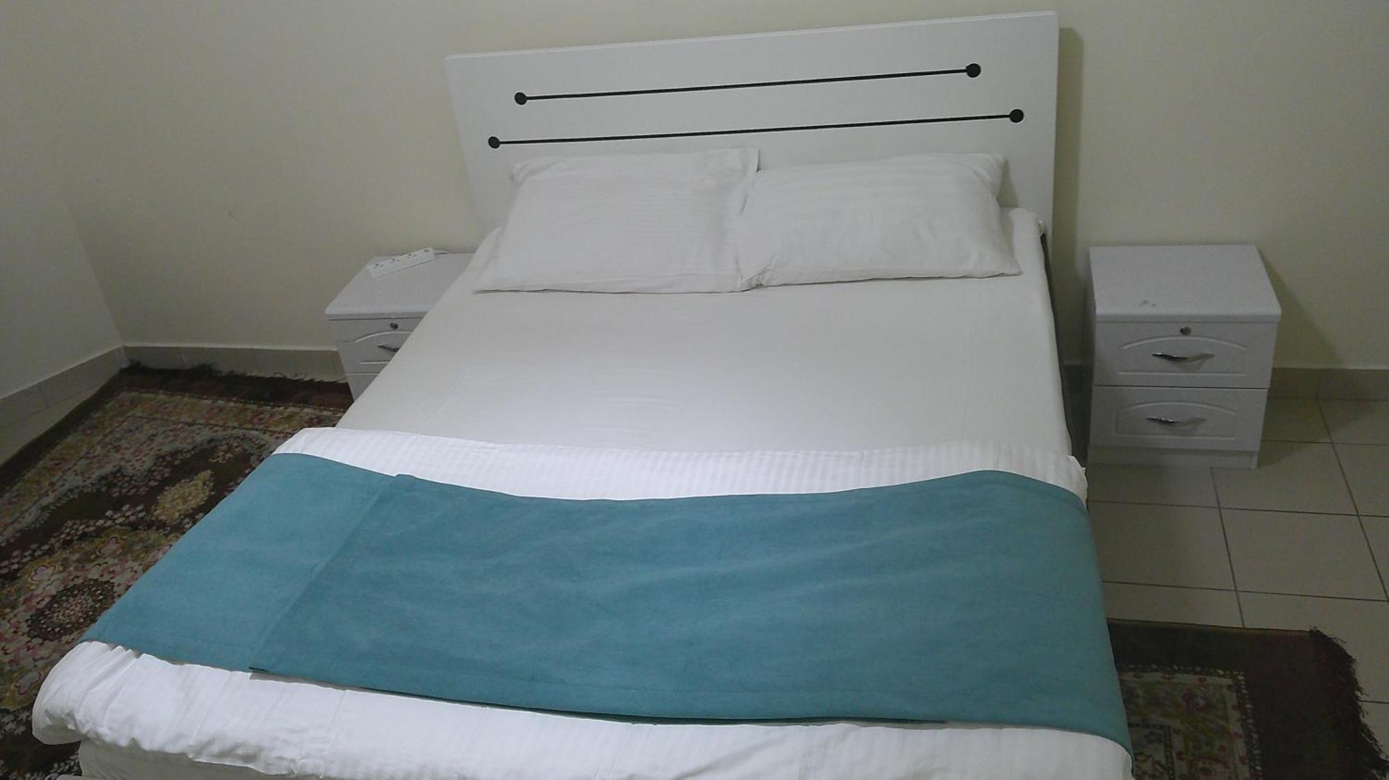 Ruby Star Hostel Dubai F2 Extérieur photo