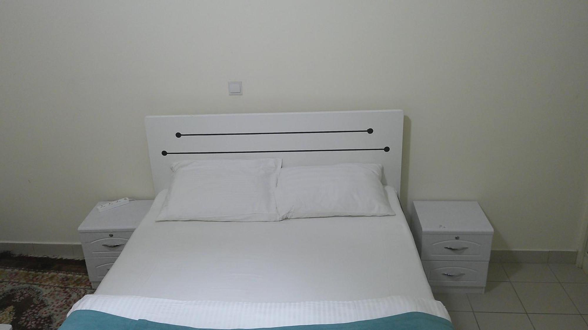 Ruby Star Hostel Dubai F2 Extérieur photo