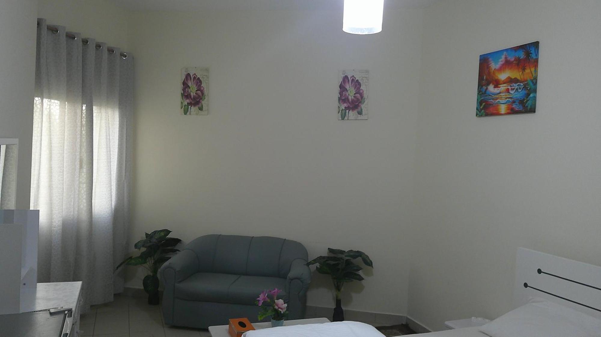 Ruby Star Hostel Dubai F2 Extérieur photo