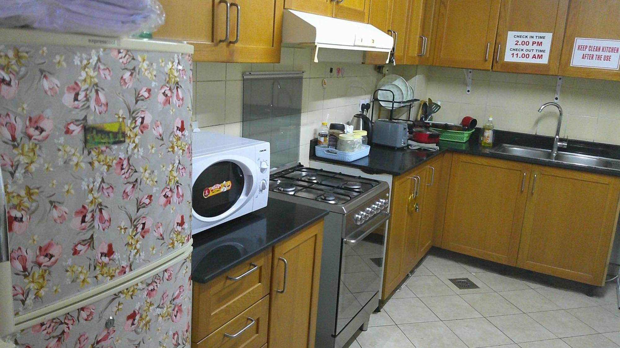 Ruby Star Hostel Dubai F2 Extérieur photo