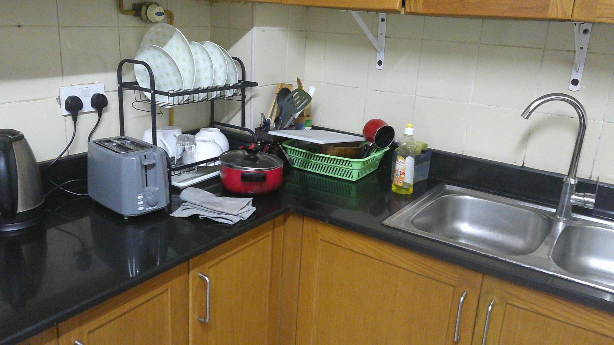 Ruby Star Hostel Dubai F2 Extérieur photo